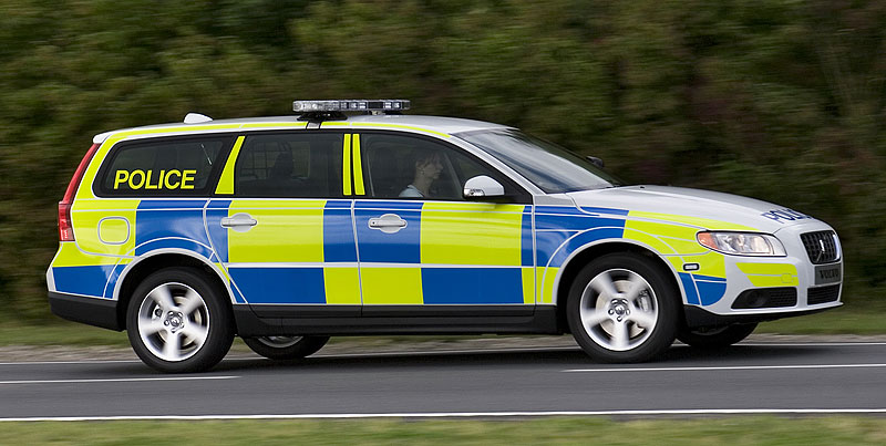 Volvo has developed this Volvo V70 25 FlexiFuel Turbo police car for the UK 